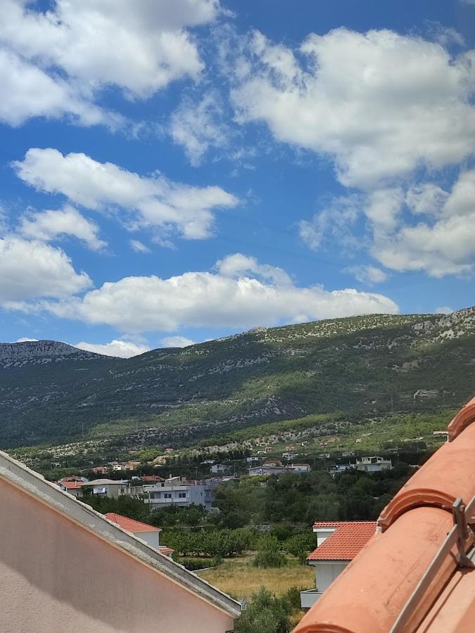 Top Floor Apartment With Sea View Kaštela Exterior foto